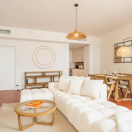 Le Quai, Vue Sur Le Port De * Saint-Tropez